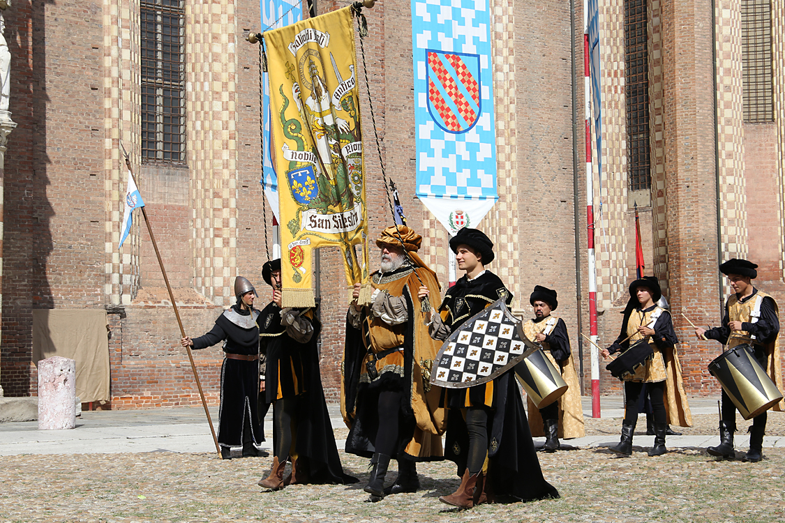 -178- RIONE SAN SILVESTRO.jpg
